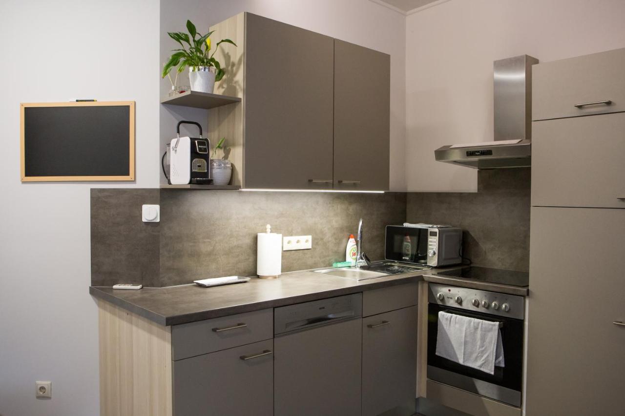 شقة Kikelet Apartman سزومباثيلي المظهر الخارجي الصورة