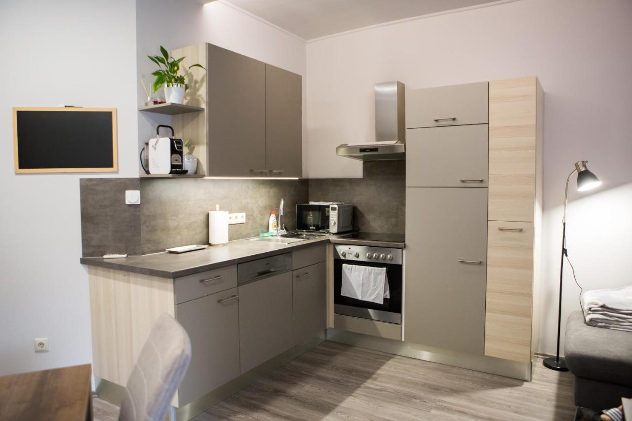 شقة Kikelet Apartman سزومباثيلي المظهر الخارجي الصورة